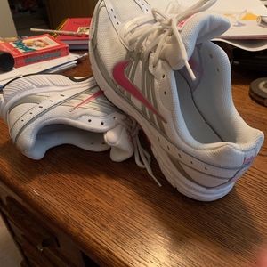NIKE Dart 8 Impact Groove Support Zone Running EUC